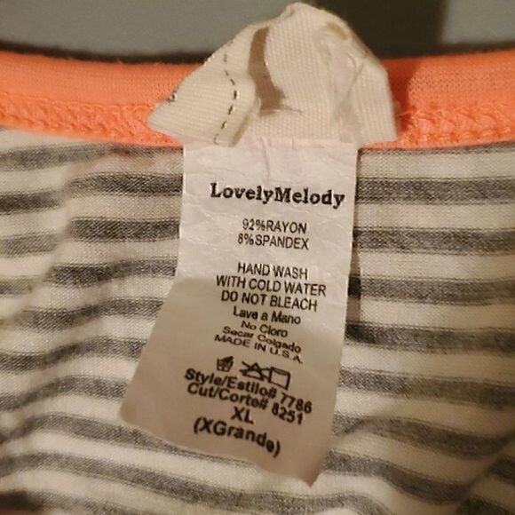 Lovely Melody tank top C - Picture 4 of 5